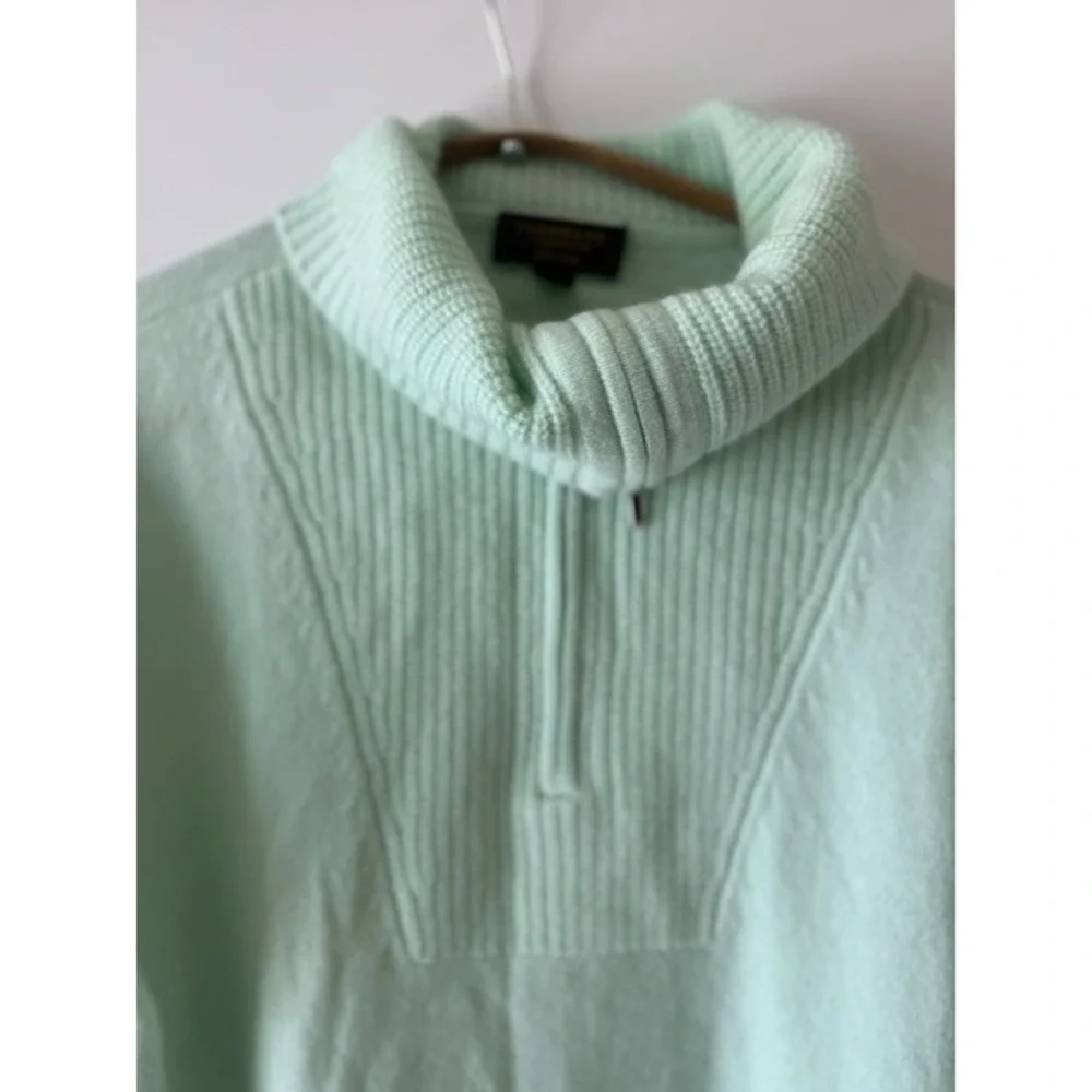 Charter Club 100% Cashmere Mint Green Quarter Zip Sweater Size L - Picture 3 of 10